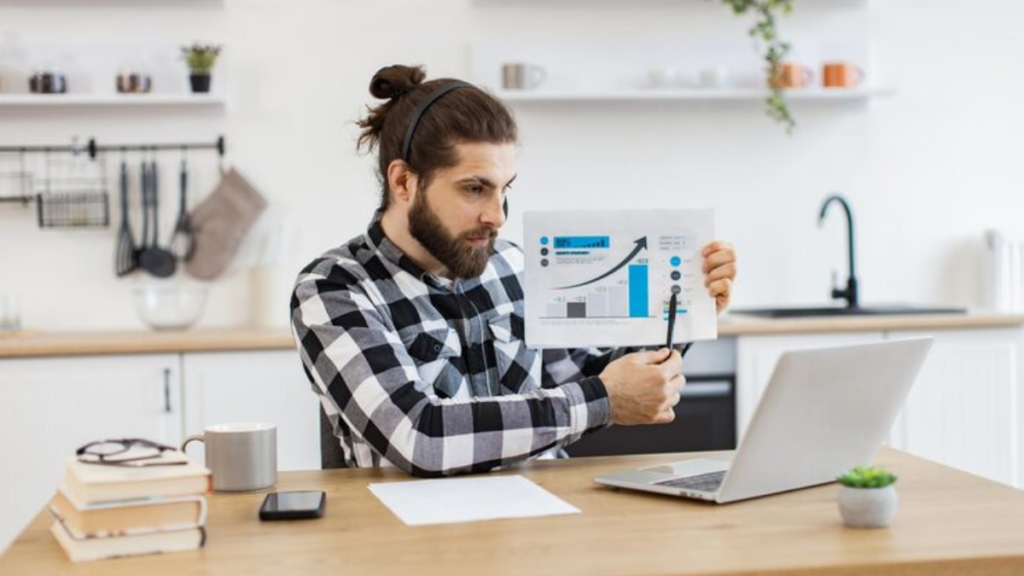 AI powered expense tracker for freelancers managing finances in 2026